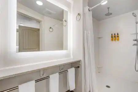 Best Western Plus Clocktower Inn - 7