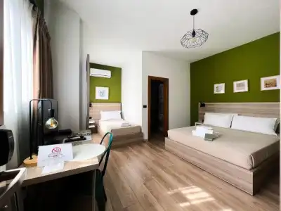 Oda Tirana - 37