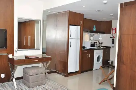 Phoenix Plaza Apartments - 16