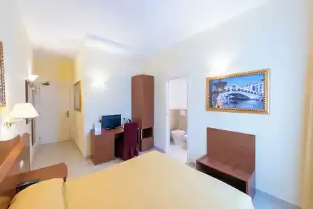Ambasciata Venice - 24