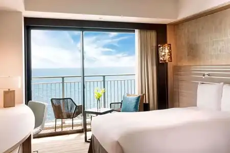 DoubleTree by Hilton Okinawa Chatan Resort - 58