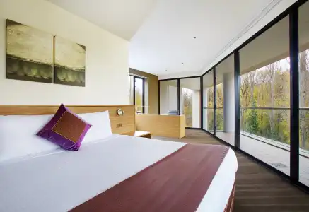 Crowne Plaza Canberra, an IHG - 2