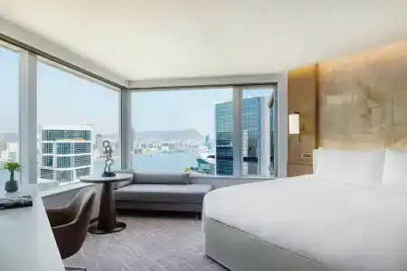 JW Marriott - 68
