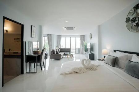 Club Bamboo Boutique Patong Beach Resort - 261