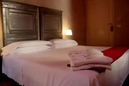 N4U Guest House - 23