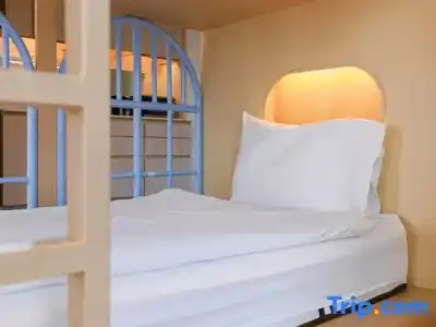 Balcony Seaside Sriracha & Serviced Apartments (SHA Extra Plus) - 210