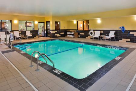 Holiday Inn Express & Suites Topeka West I-70 Wanamaker by IHG - 26