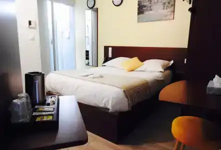 Massilia Hôtel - 81