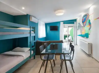 Colors Rooms & Apartments - 3