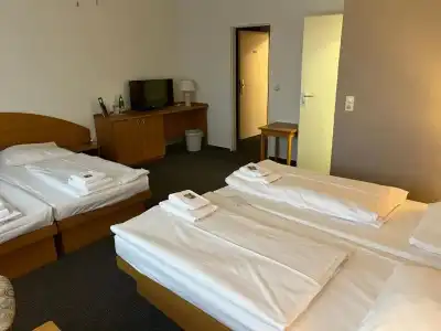 astral Inn Leipzig - 14