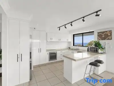 Gemini Court Holiday Apartments - 234