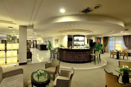Perugia Plaza - 34