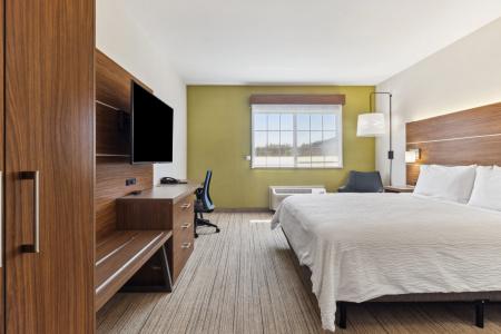 Holiday Inn Express & Suites Mountain View Silicon Valley by IHG - 37