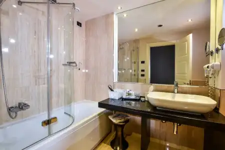 Belfiore Park - Adults Only - 41