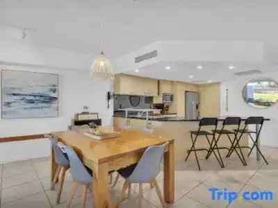 Rolling Surf Resort - 106