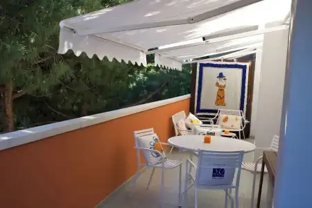 Eros Residence - 13