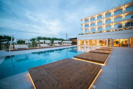 At Herbal Boutique & Spa - 16