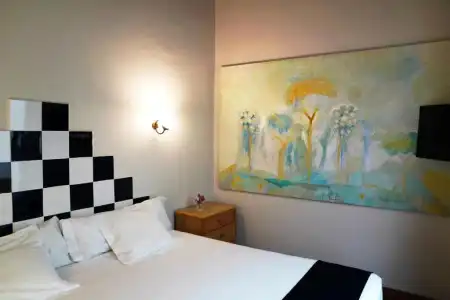 Medium Romantic - 33