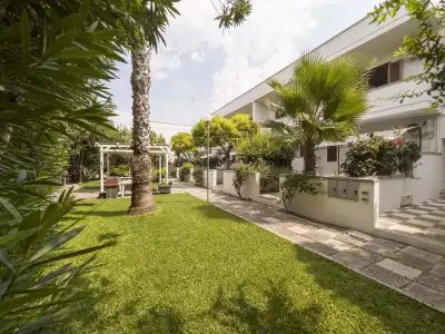 Residence Borgo Latino - 9