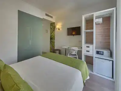 BQ Amfora Beach - Adults Only - 36