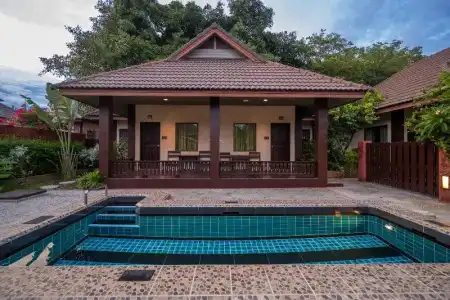 Rose Bay Resort - 84