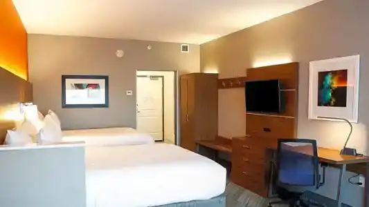 Holiday Inn Express & Suites Louisville Downtown by IHG - 118
