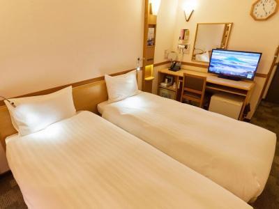 Toyoko Inn Tokyo Akiba Asakusabashi-Eki Higashi-Guchi - 6