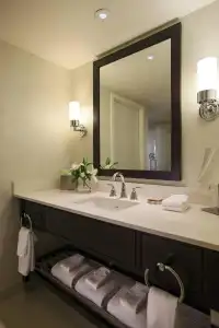 Renaissance Arlington Capital View - 9
