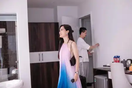RHM Luxury And Suite - 13