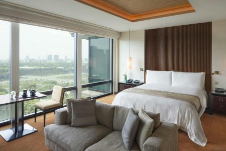 The Peninsula - 41