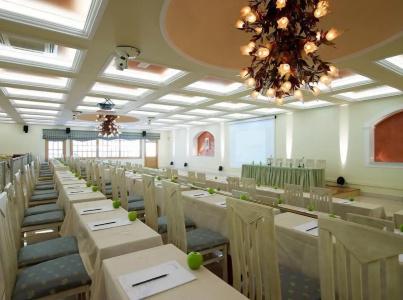 Sirene Blue Luxury Beach Resort - 15