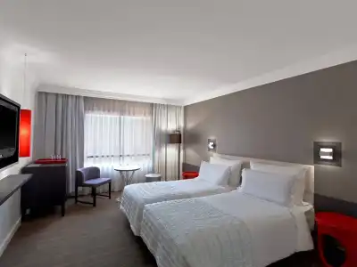 Le Meridien - 7