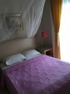 Melaike Otel - 94
