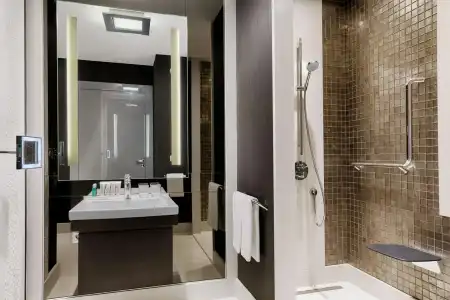 Le Meridien Etiler - 11