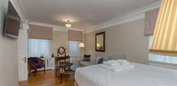 Noble Suites - 60
