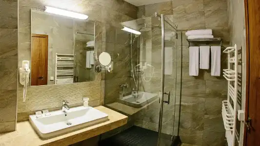 Hot Springs Medical and Spa - 8