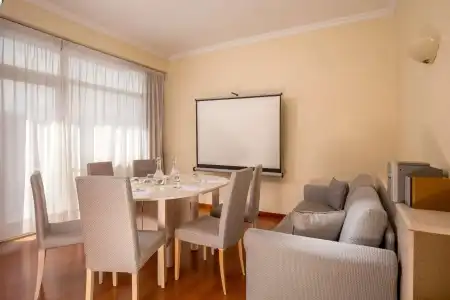 Best Western Plus Globus - 18