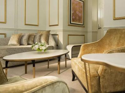 Le Narcisse Blanc & Spa - 130