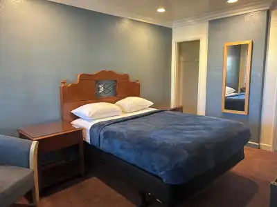 Welcome Inn on Colorado Blvd - 40