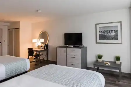 Sea Crest Beach Resort - 76