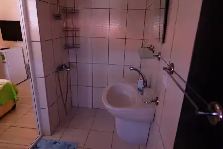 Karaca Apart - 70