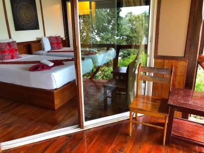 Phuphaya Seaview Resort - 26