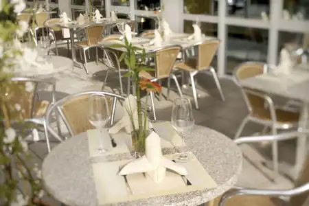 Mövenpick Nürnberg Airport - 19