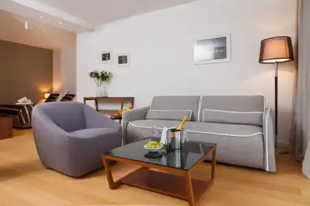 Residence by Vestibul Palace - 31