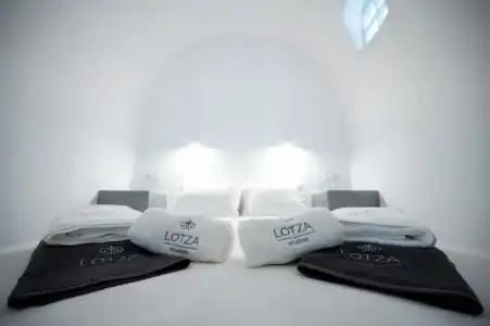 Lotza Studios - 22