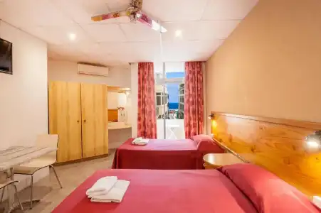 Alborada Aparthotel - 73
