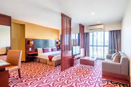 Ming Garden and Residences - 6
