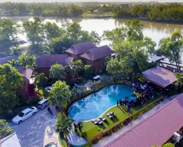 The Grace Amphawa - 6