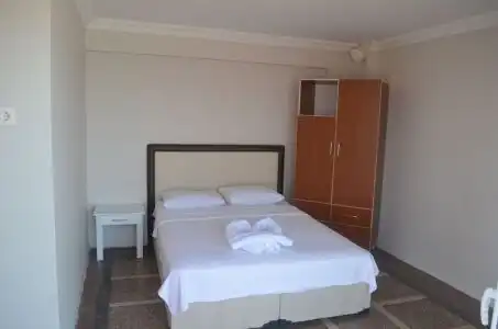 Tunc Otel - 103