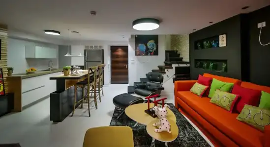 21st Floor - 79